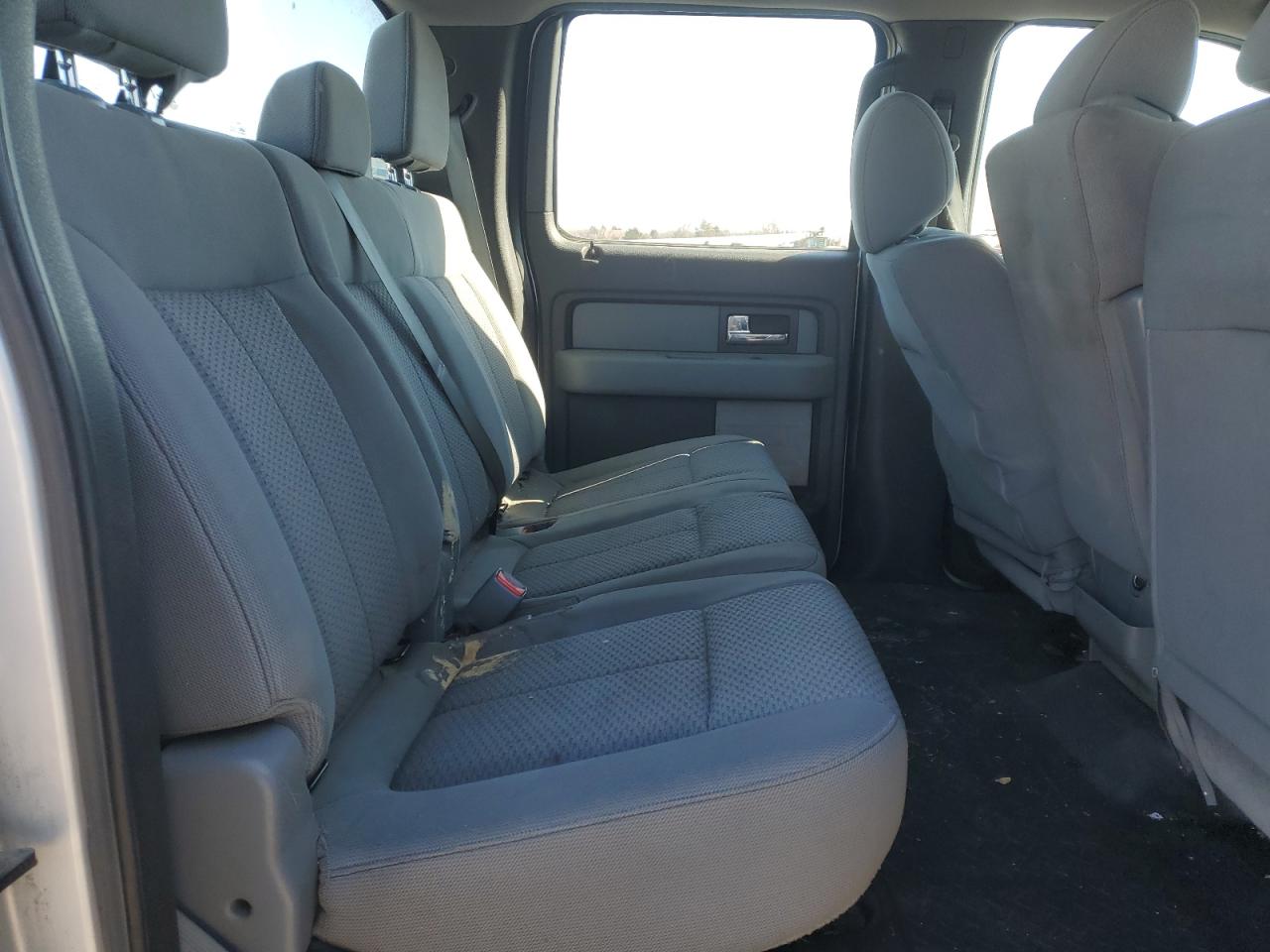 2013 Ford F-150 - Image 10