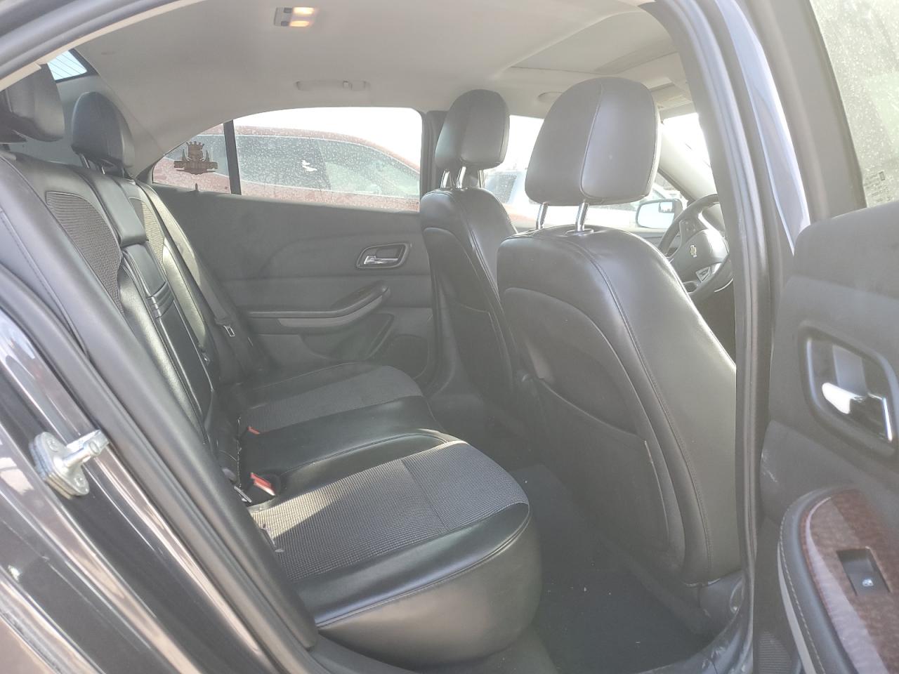 2013 Chevrolet Malibu - Image 10