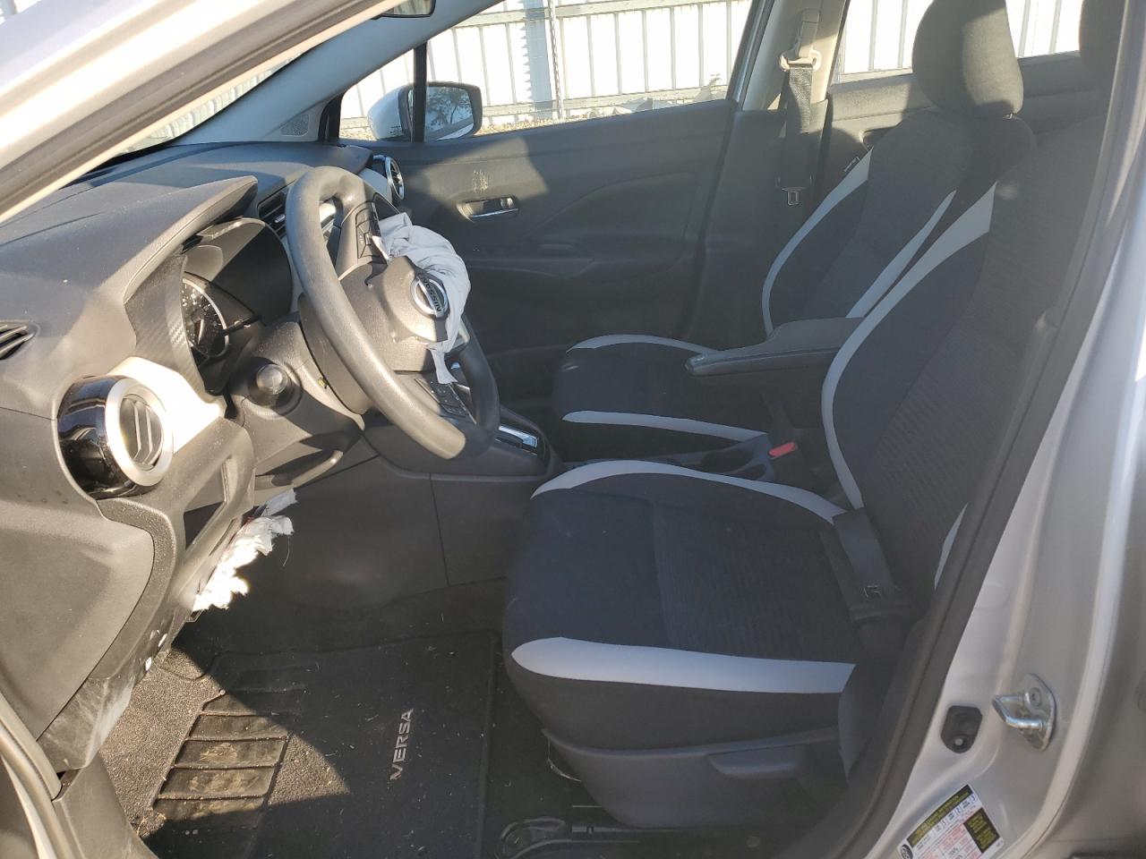 2020 Nissan Versa - Image 7