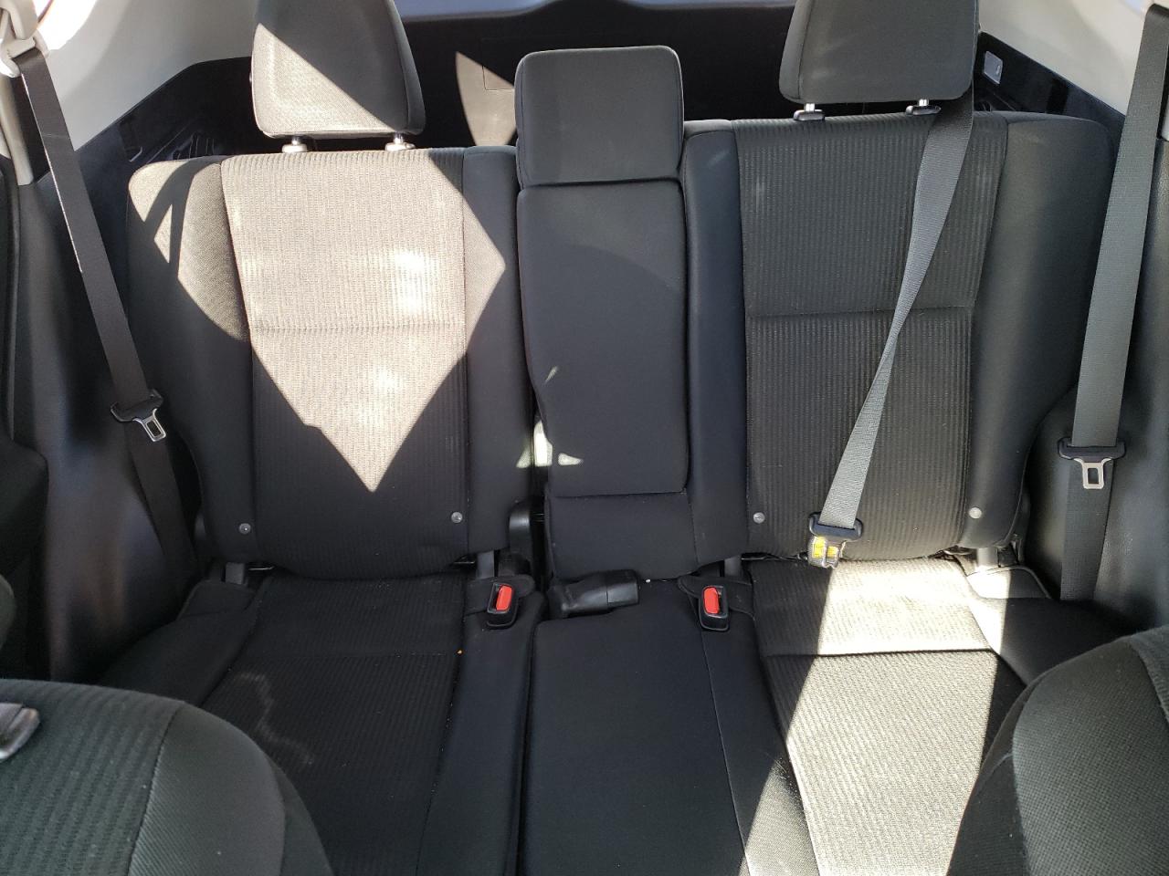 2018 Toyota RAV 4 - Image 10