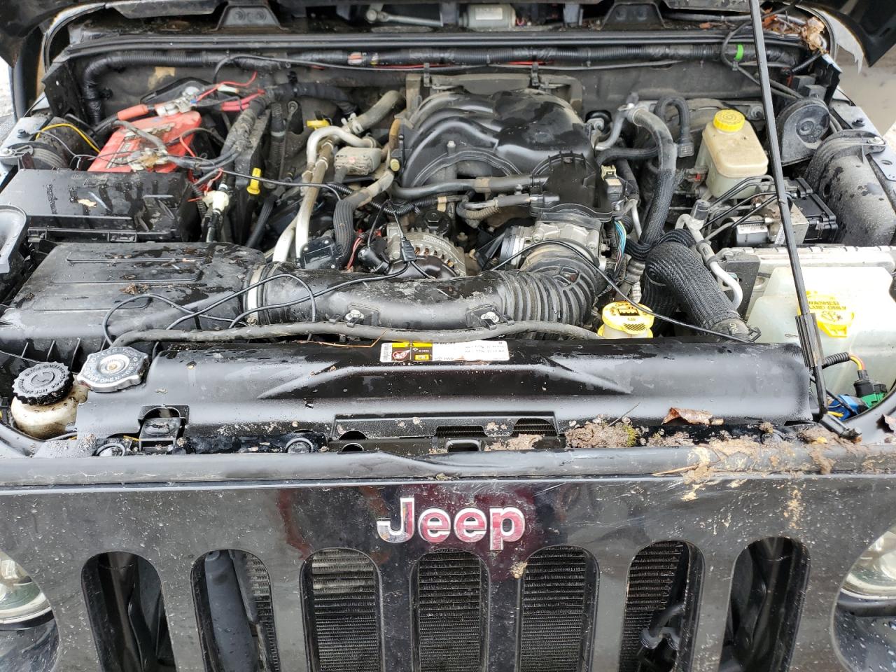 2013 Jeep Wrangler - Image 13