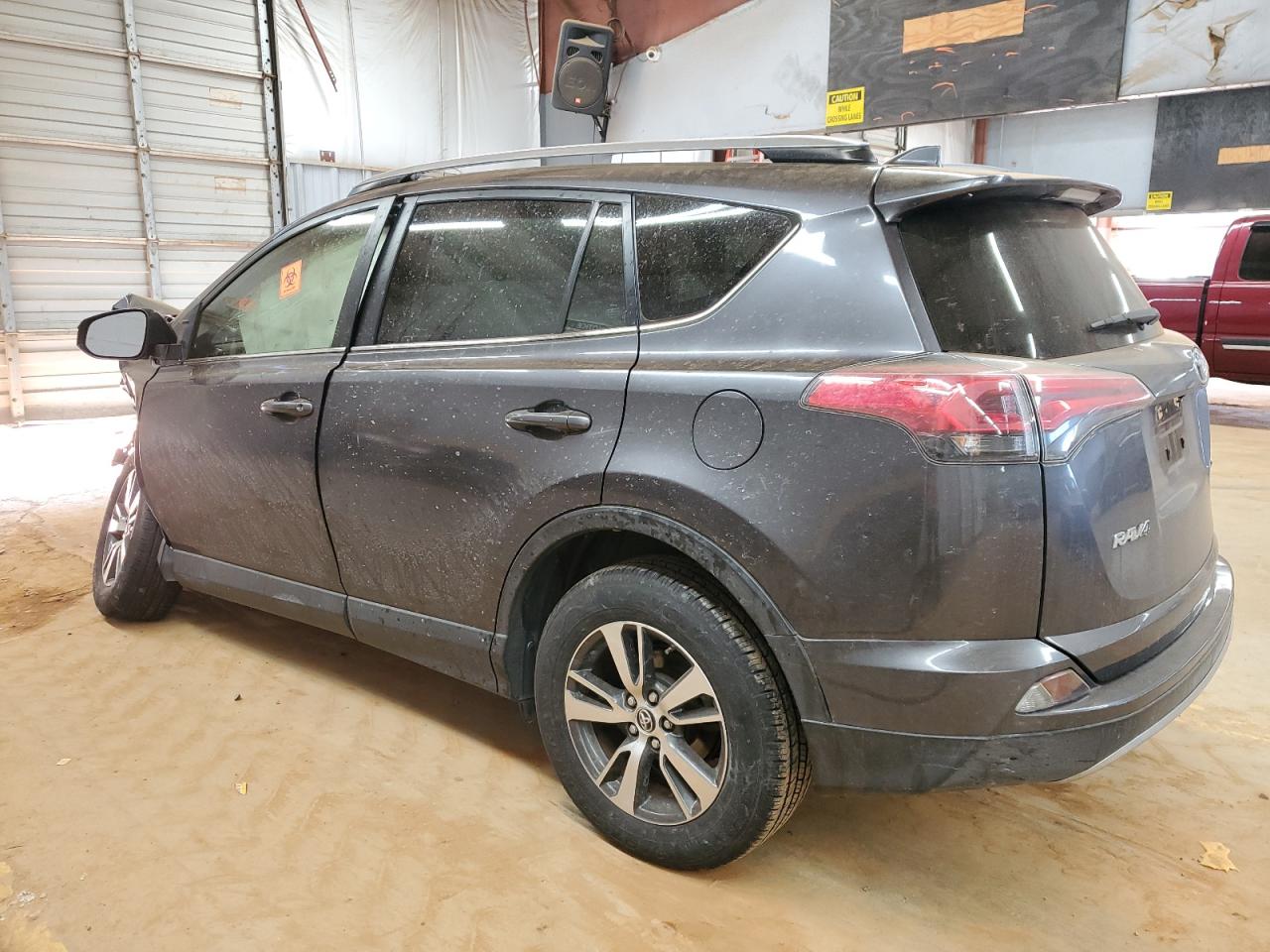 2018 Toyota RAV 4 - Image 2