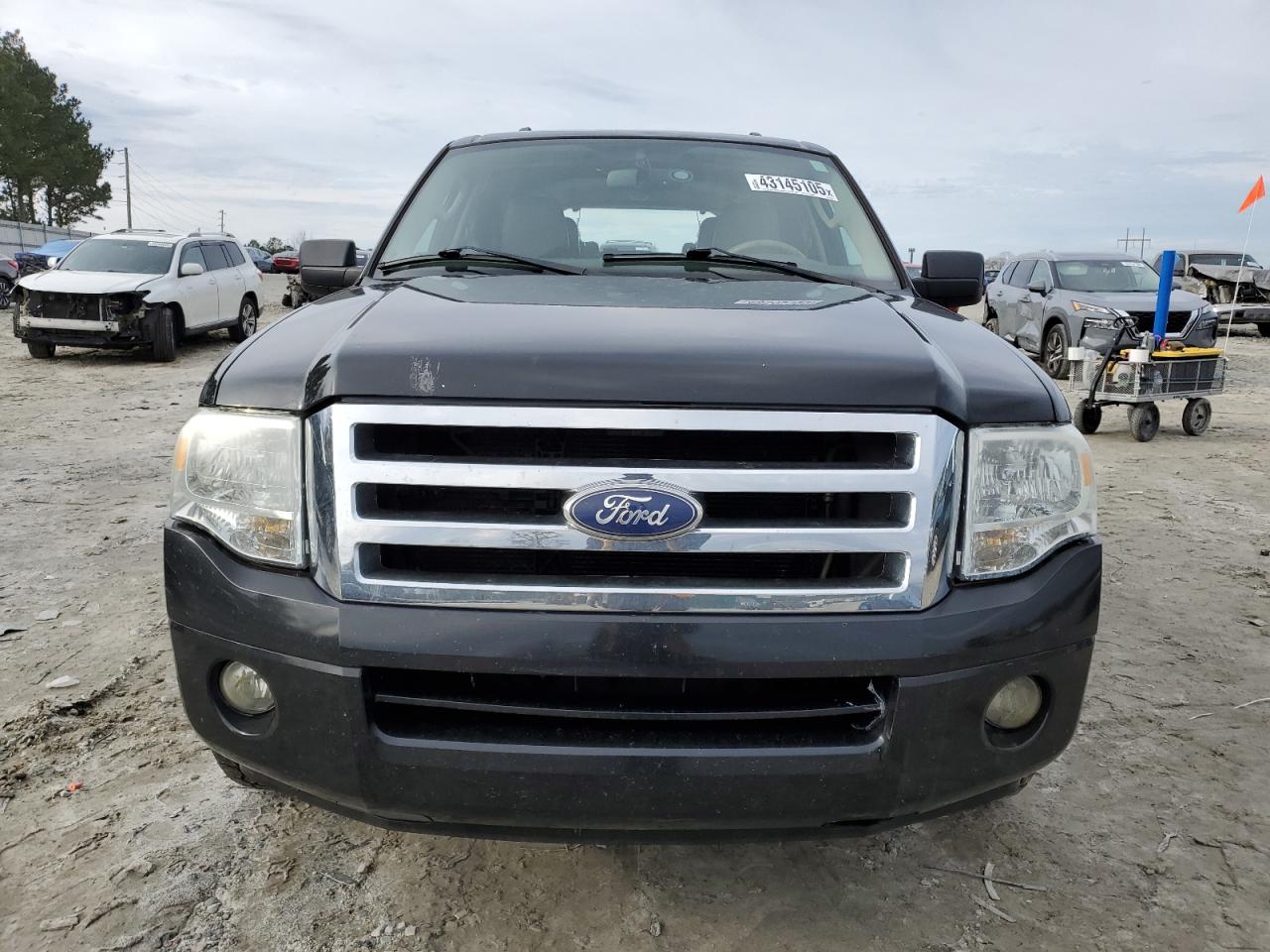 2010 Ford Expedition - Image 5