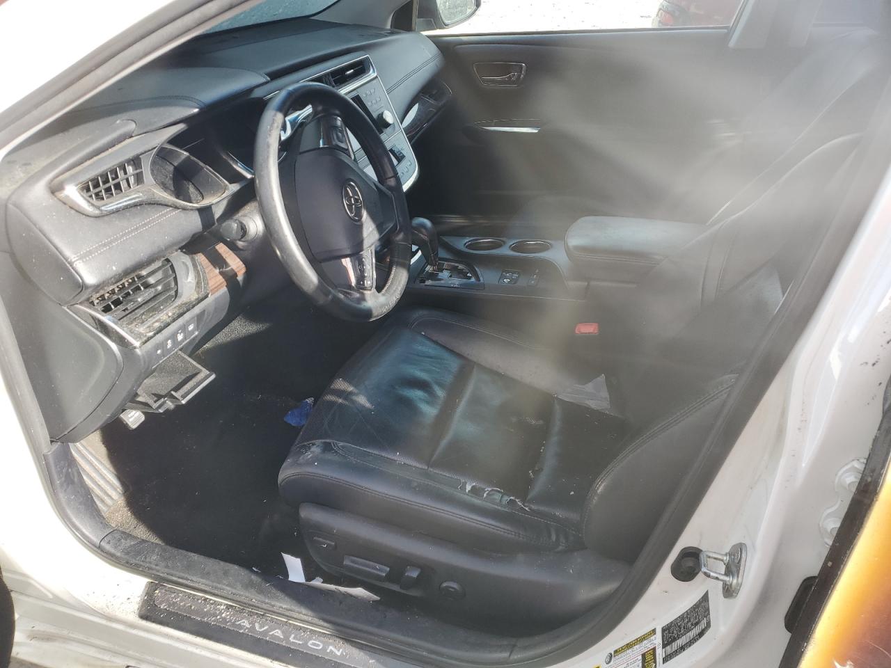2013 Toyota Avalon - Image 7
