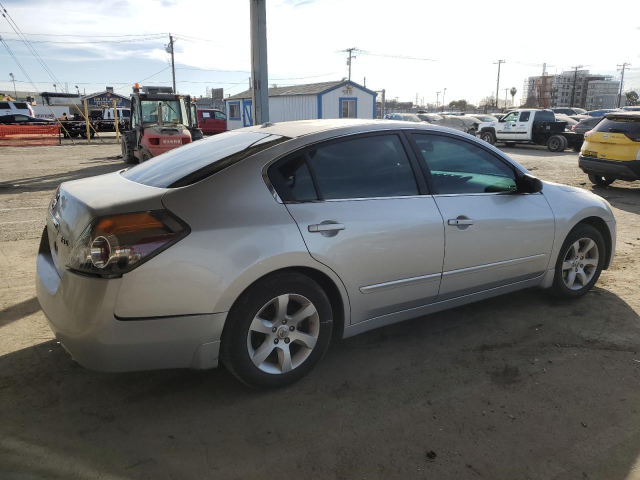 2009 Nissan Altima - Image 3