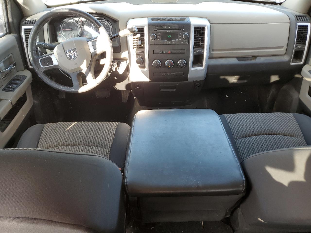 2010 Dodge RAM - Image 8