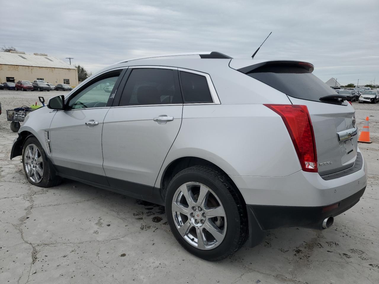 2010 Cadillac SRX - Image 2