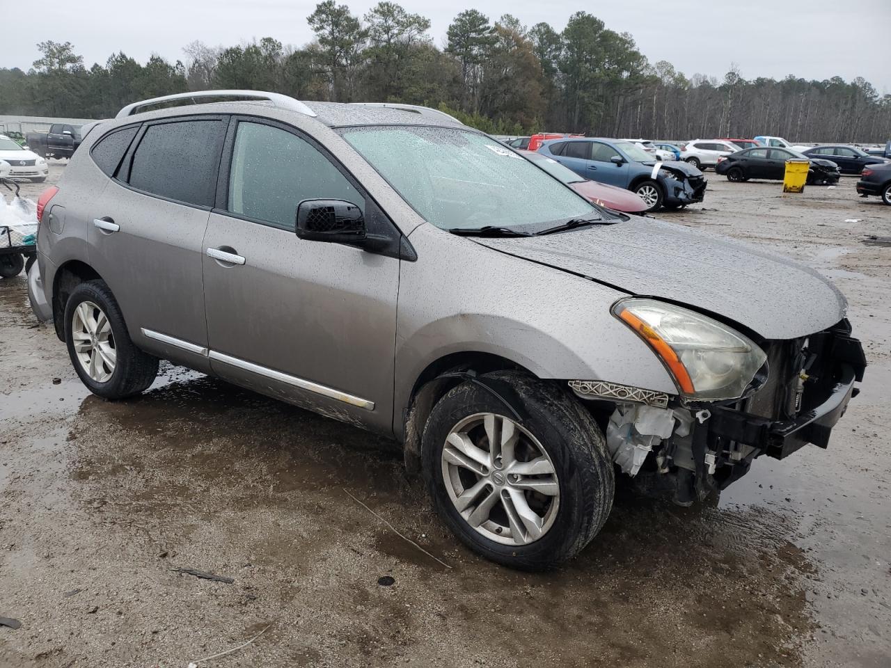 2015 Nissan Rogue - Image 4