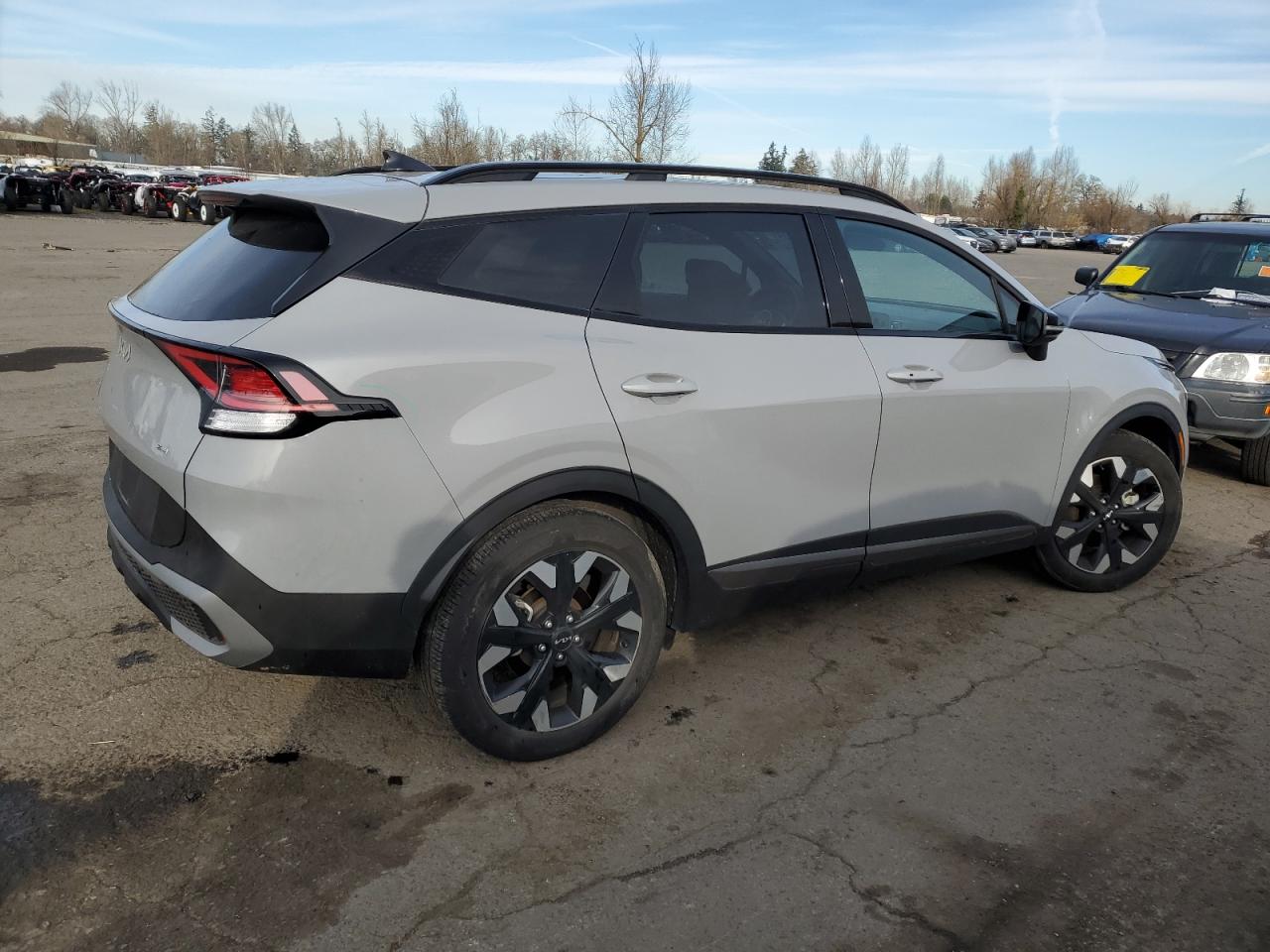 2023 Kia Sportage - Image 3