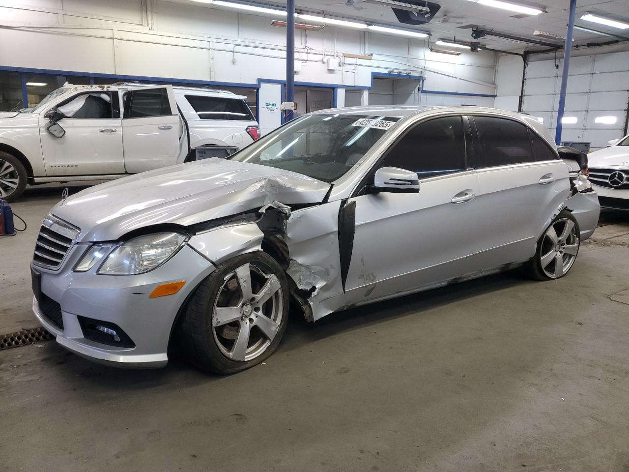 2011 Mercedes-Benz E-klasse - Image 1