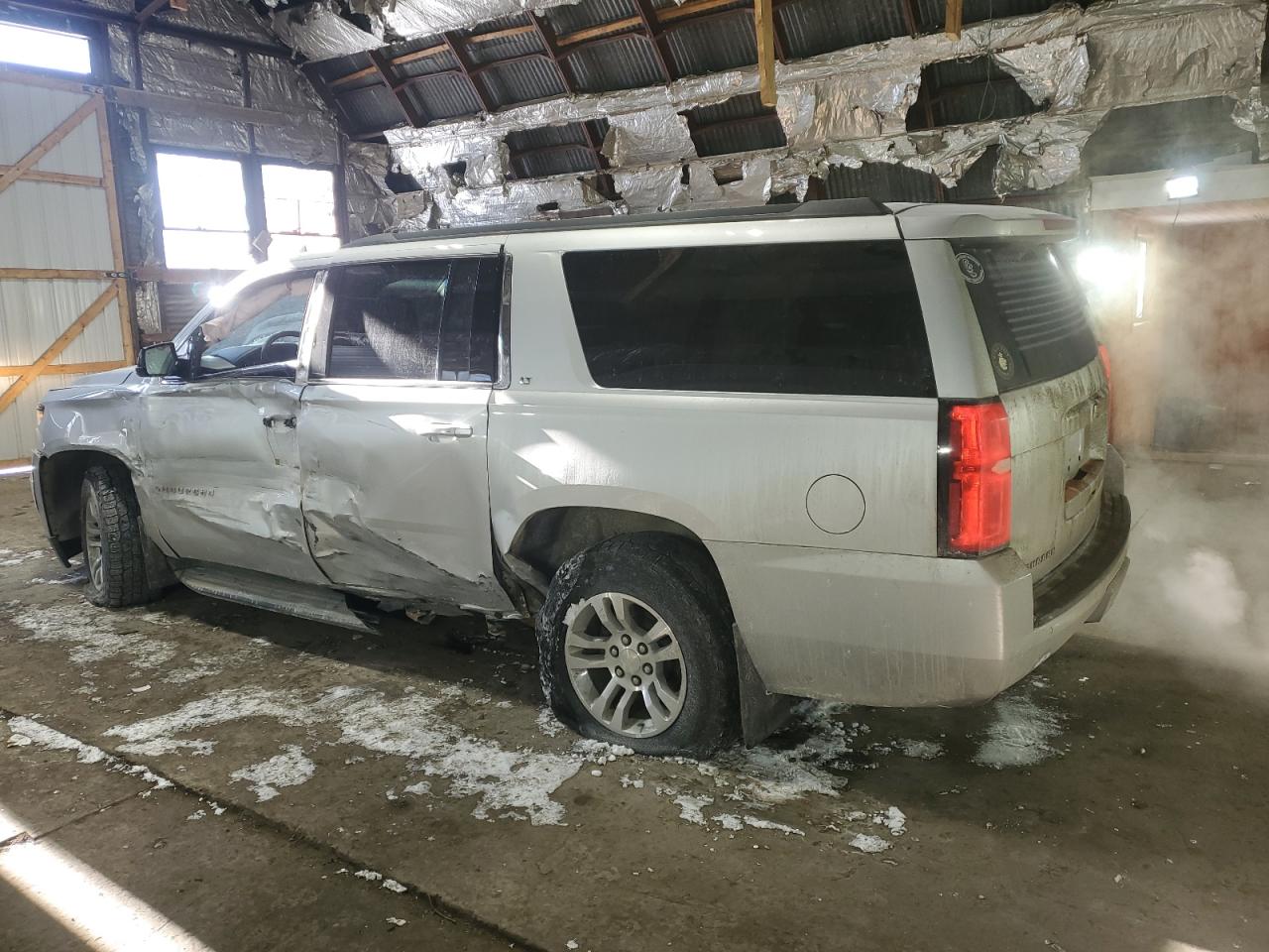 2020 Chevrolet Suburban - Image 2