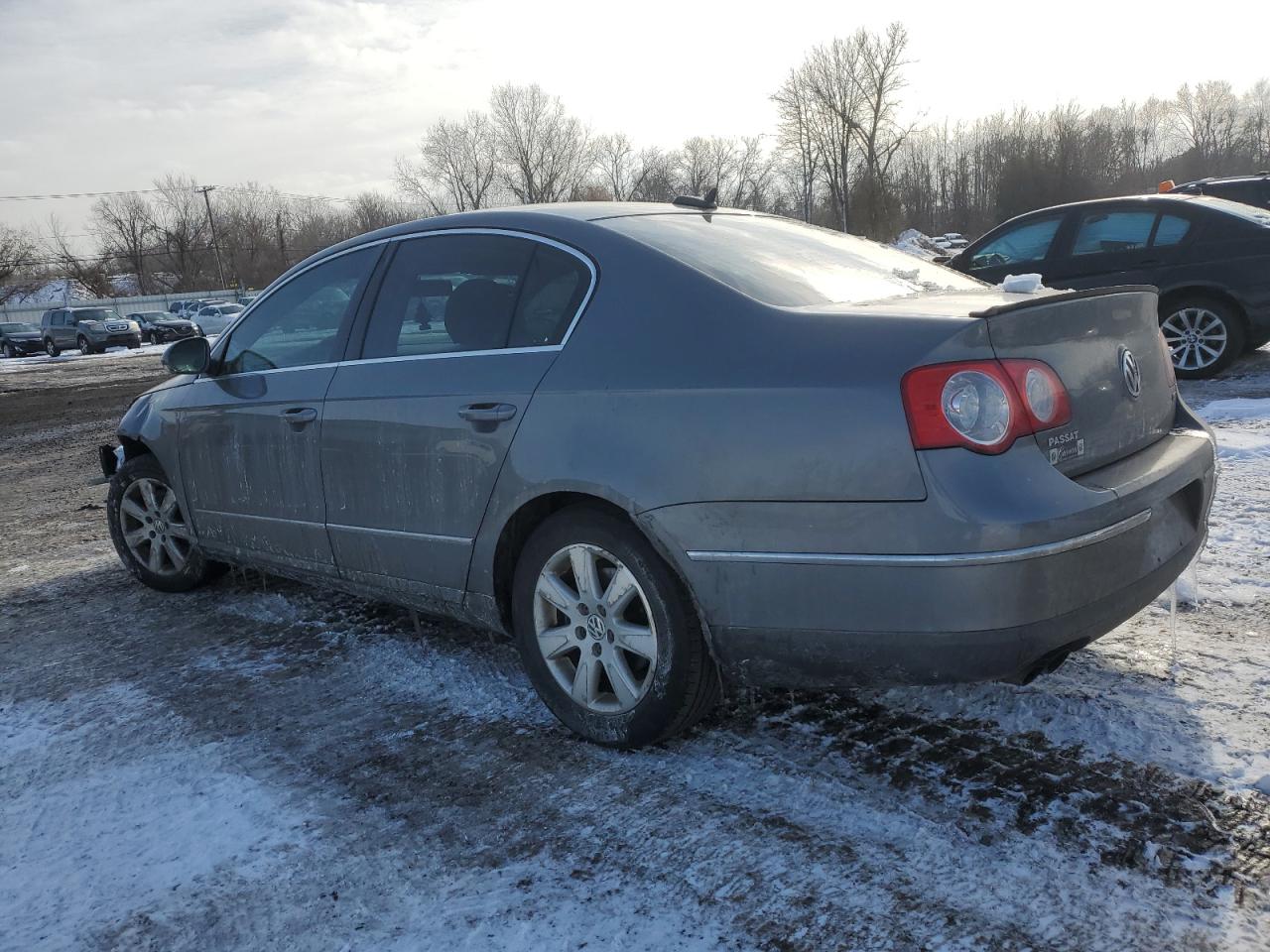 2006 Volkswagen Passat - Image 2