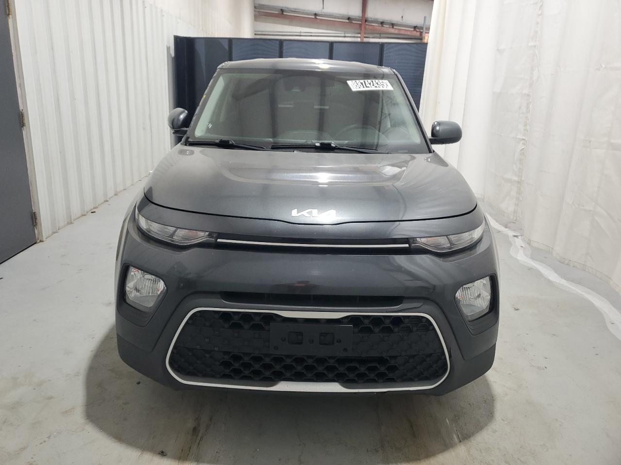 2022 Kia Soul - Image 5