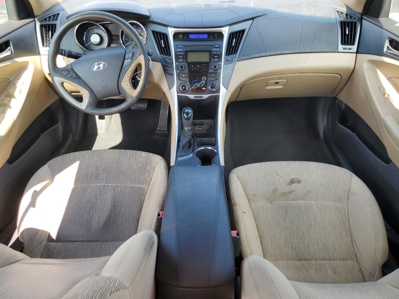 2012 Hyundai Sonata - Image 8