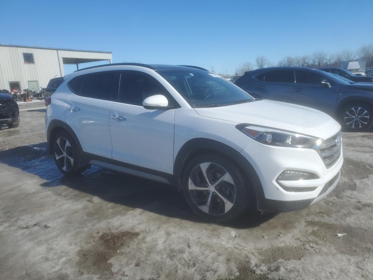 2017 Hyundai Tucson - Image 4
