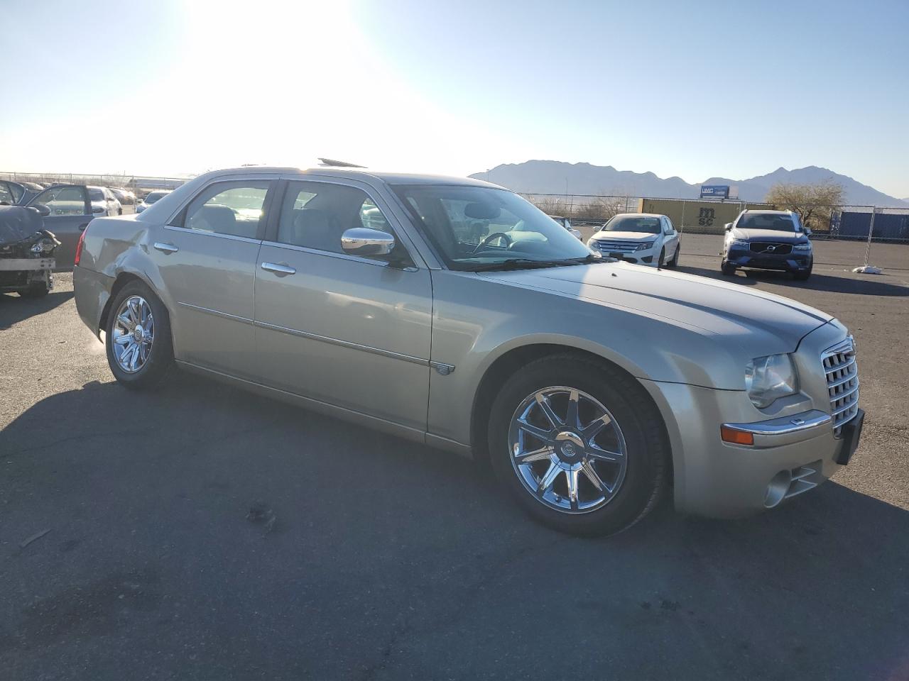 2006 Chrysler 300 - Image 4