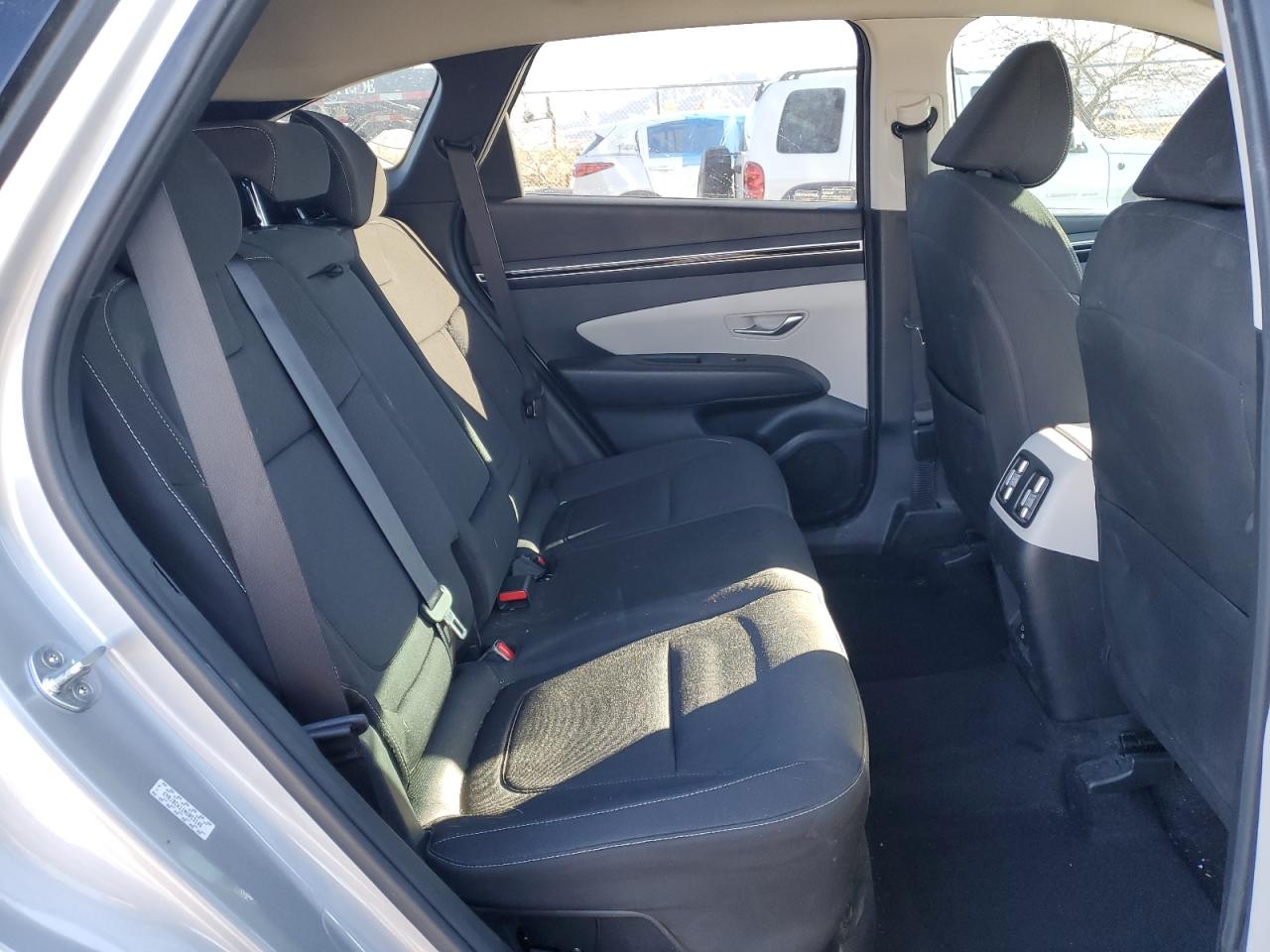 2022 Hyundai Tucson - Image 11