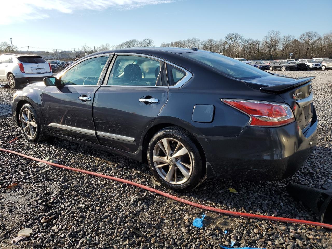 2014 Nissan Altima - Image 2