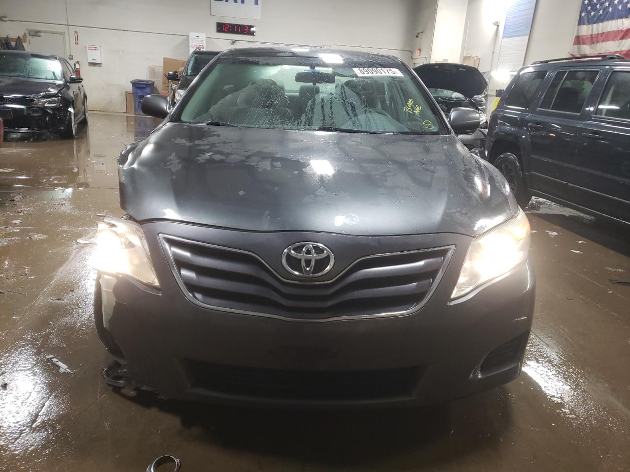 2010 Toyota Camry - Image 5
