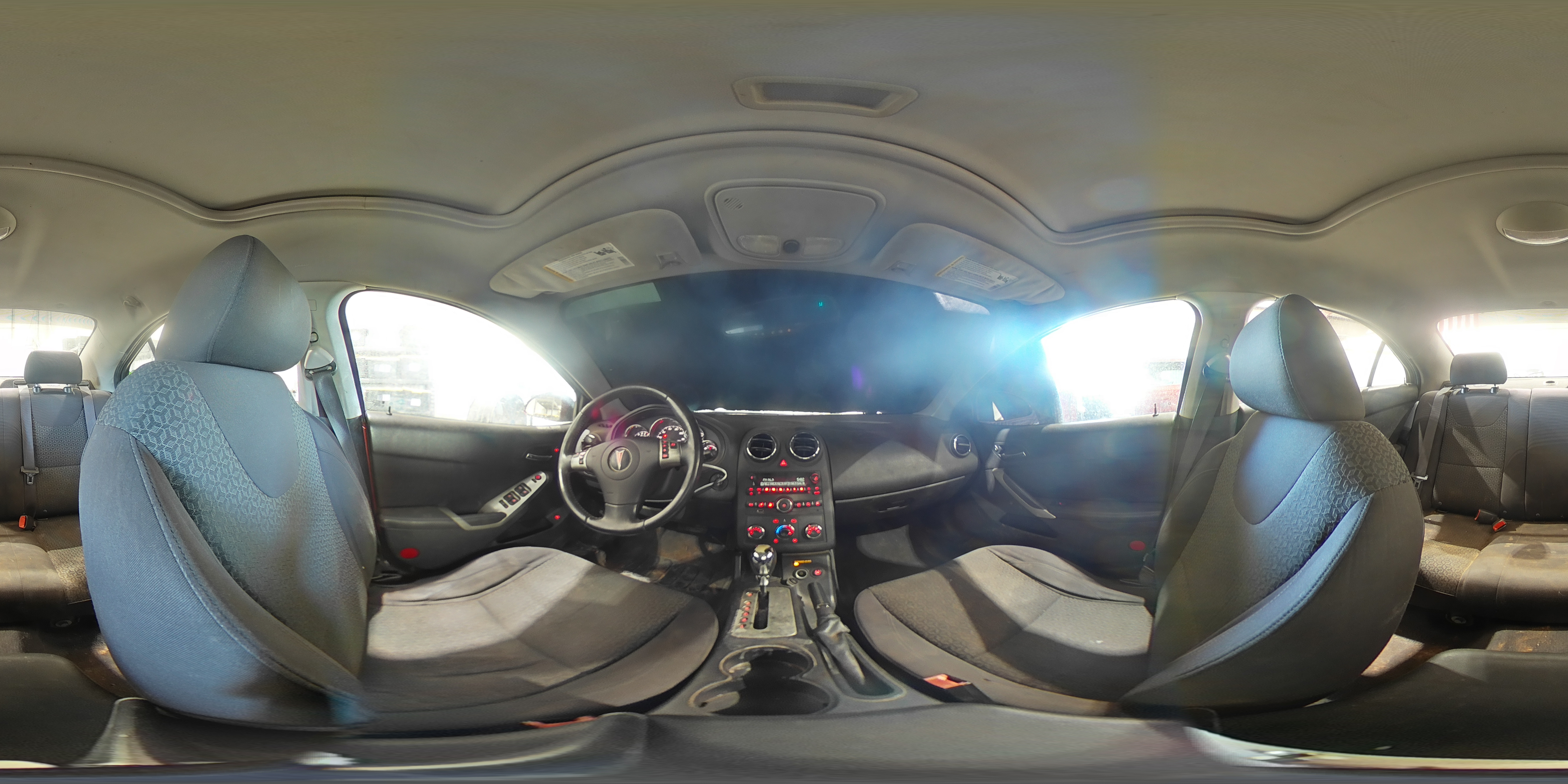 2010 Pontiac G6 - Image 12
