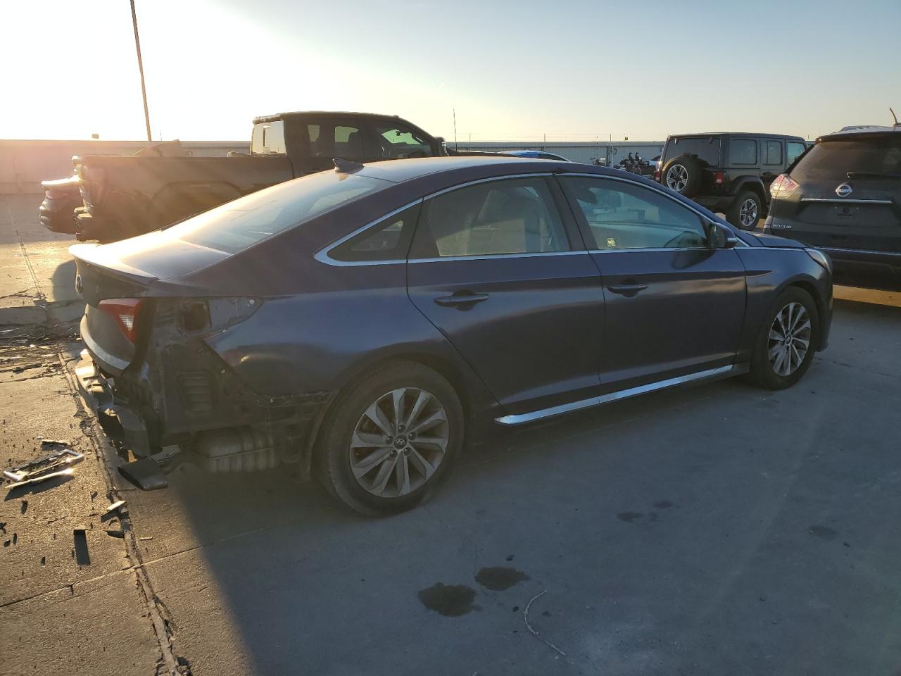 2017 Hyundai Sonata - Image 3