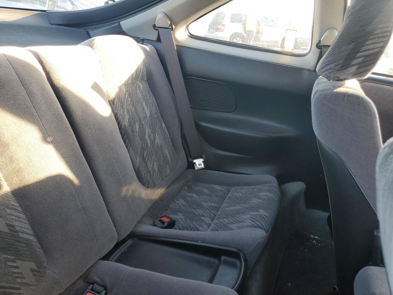 1998 Acura Integra - Image 10