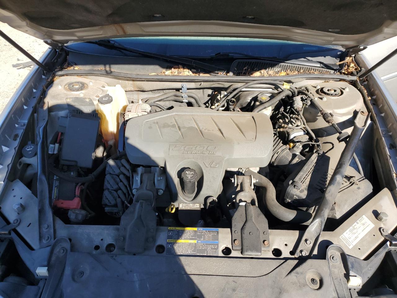 2008 Buick LaCrosse - Image 12