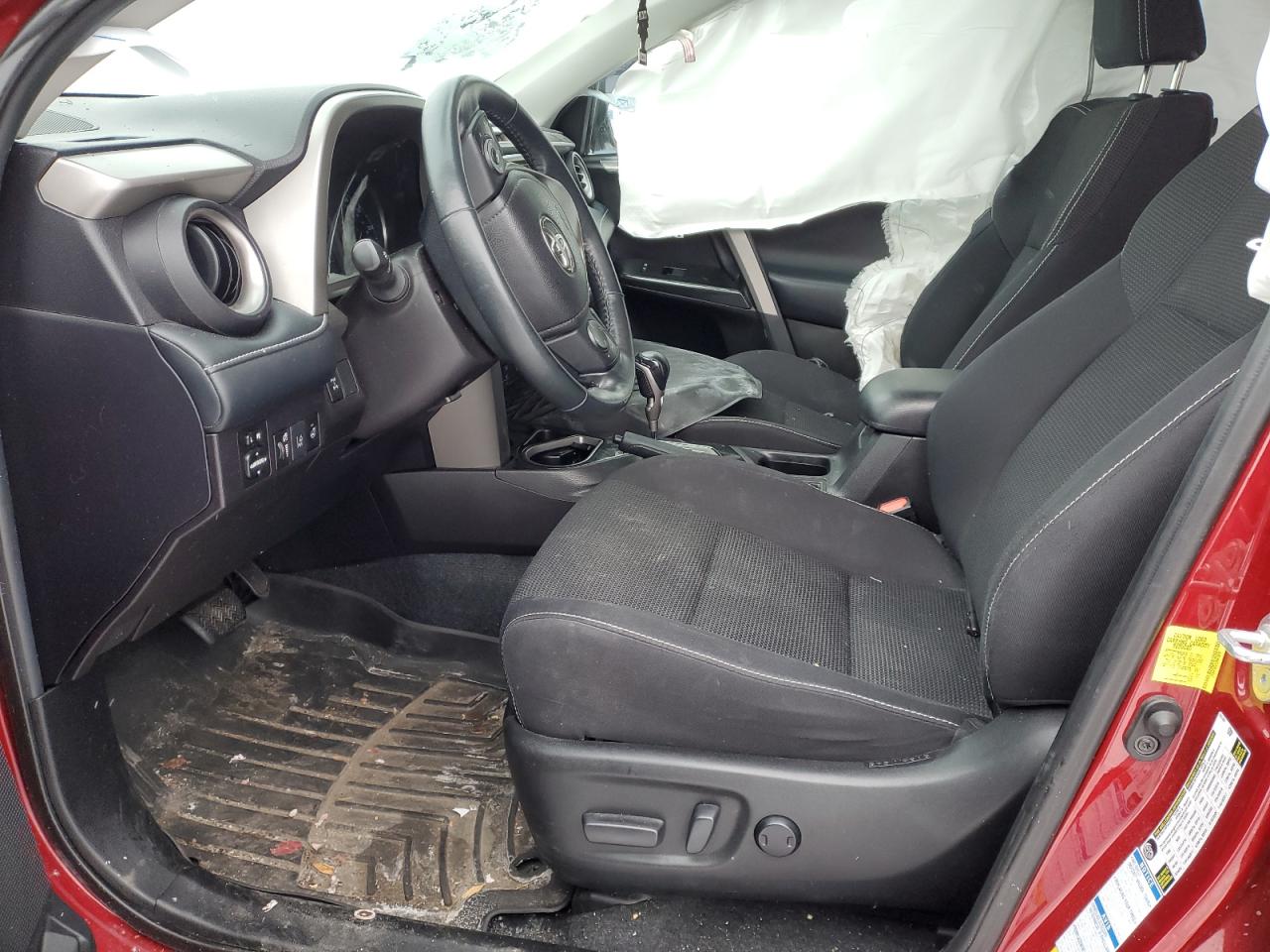 2018 Toyota RAV 4 - Image 7