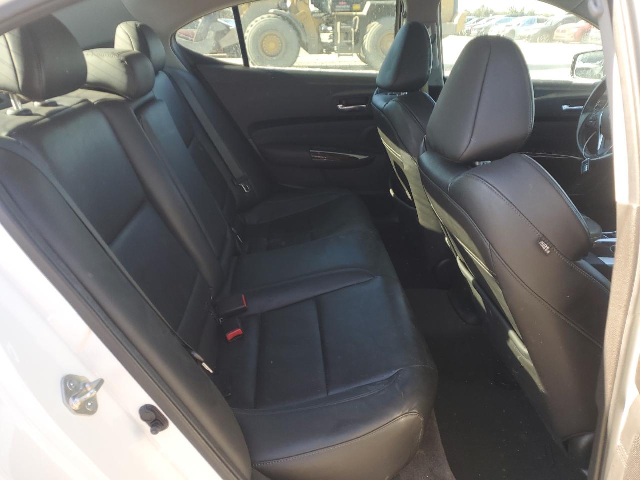 2015 Acura TLX - Image 11