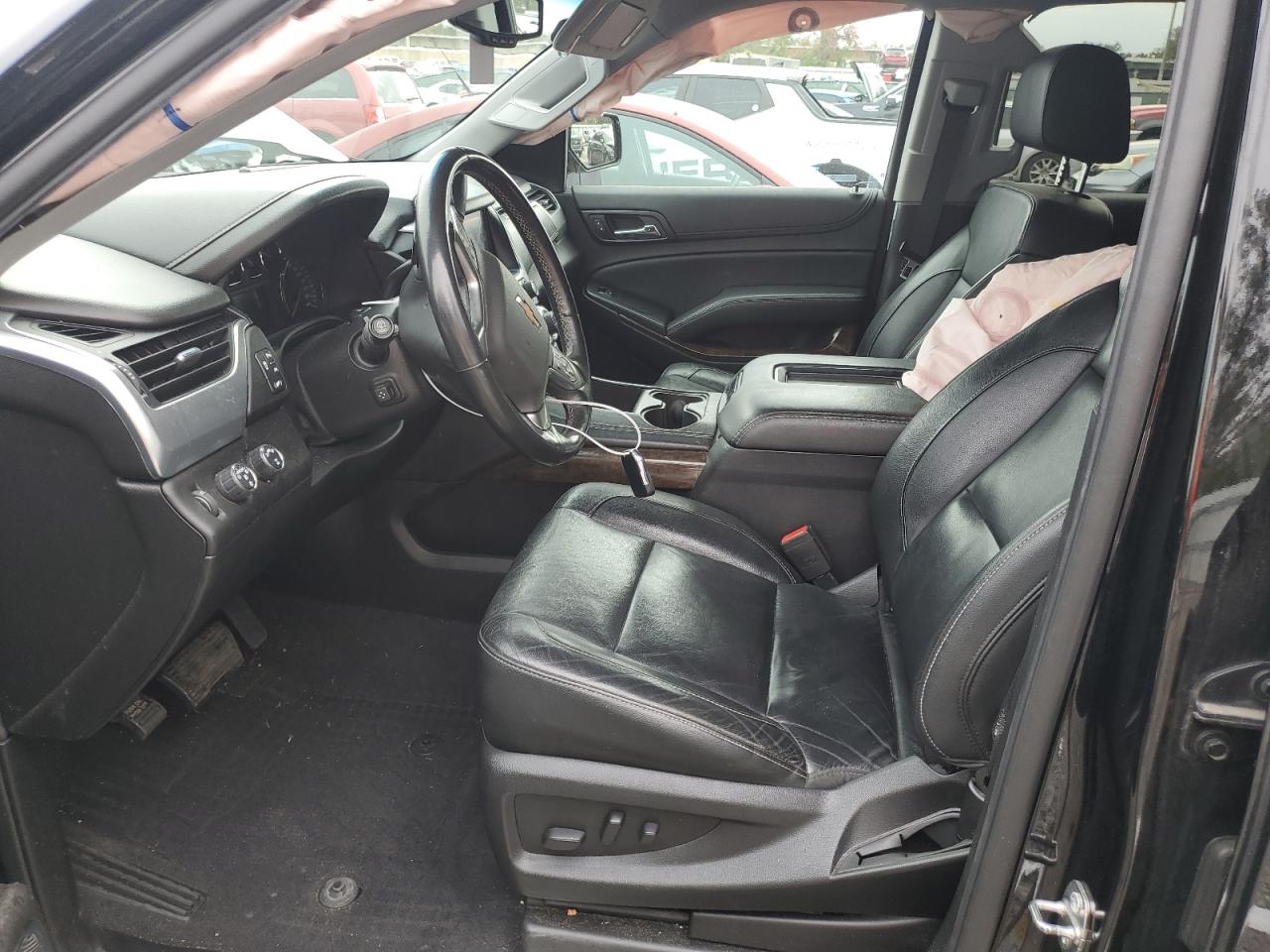 2020 Chevrolet Suburban - Image 7