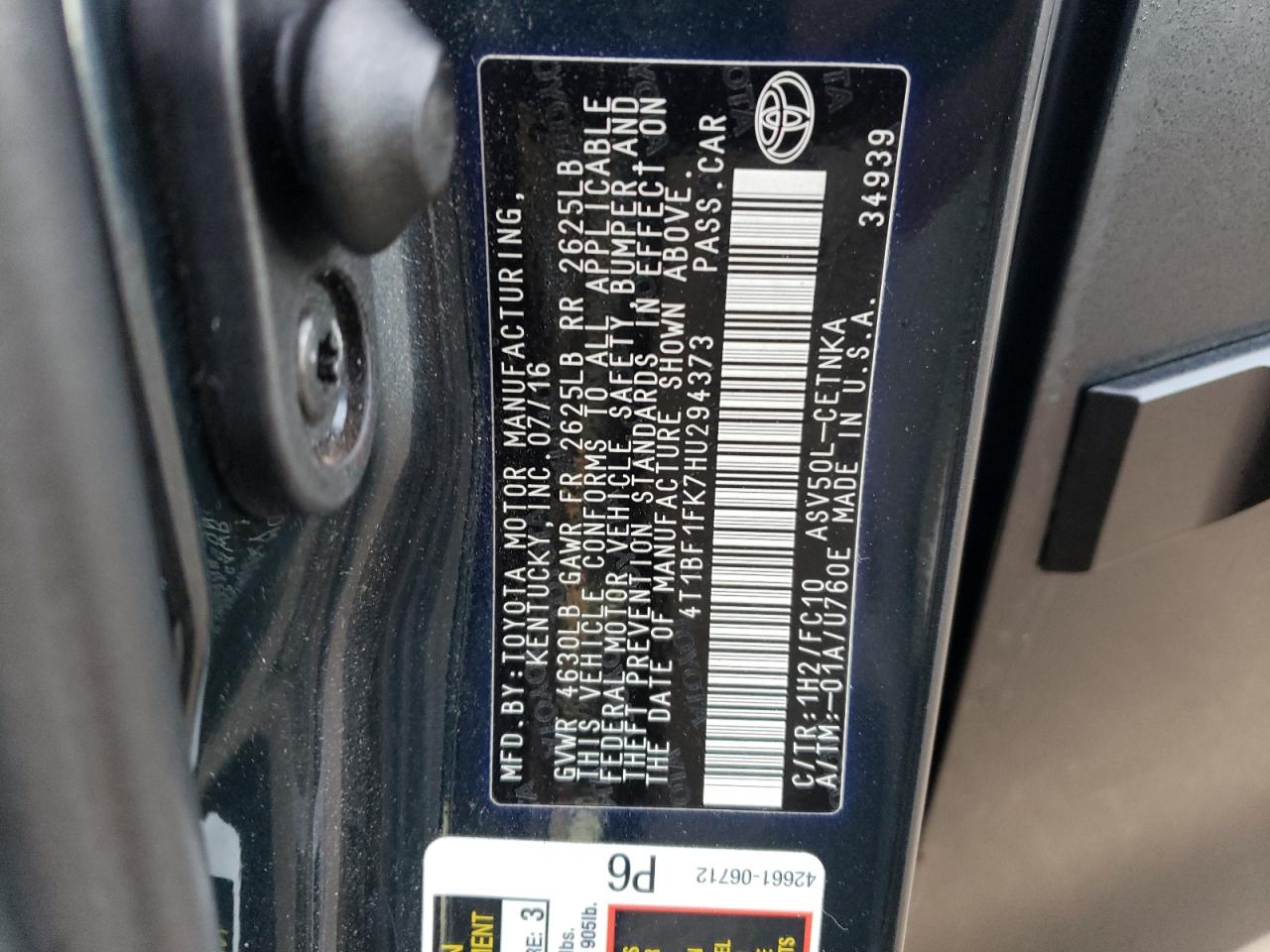 2017 Toyota Camry - Image 13