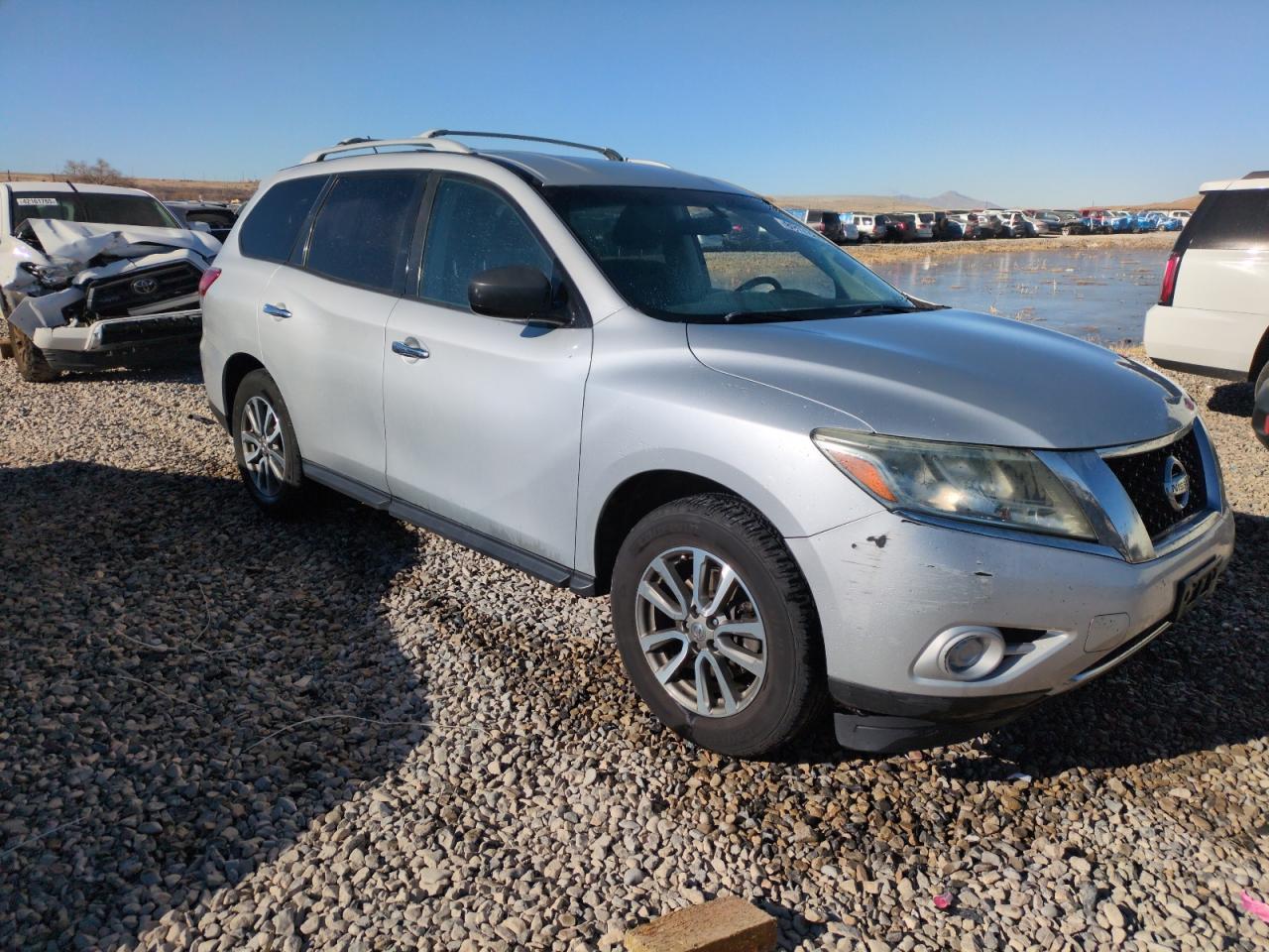 2013 Nissan Pathfinder - Image 4