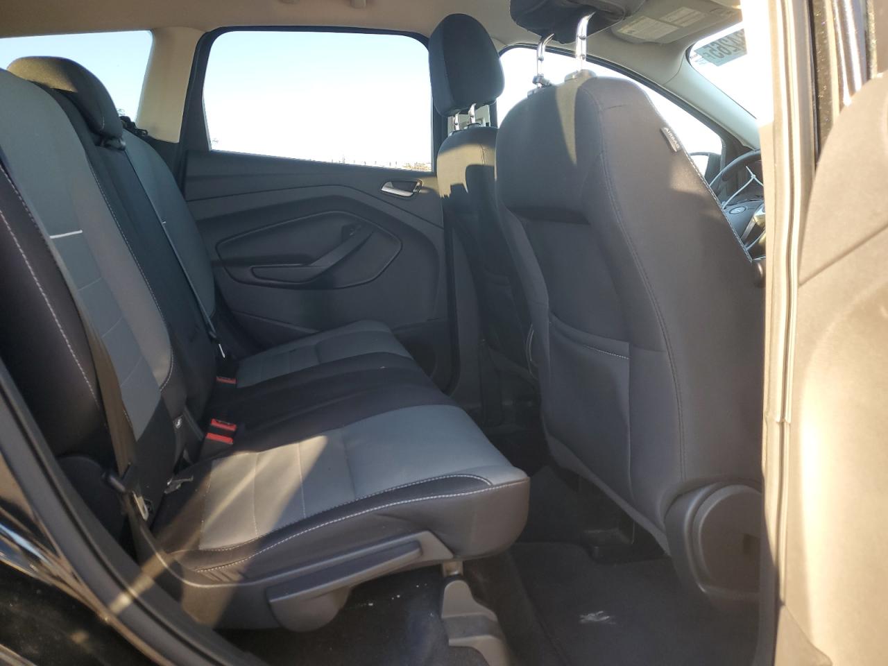 2015 Ford Escape - Image 11