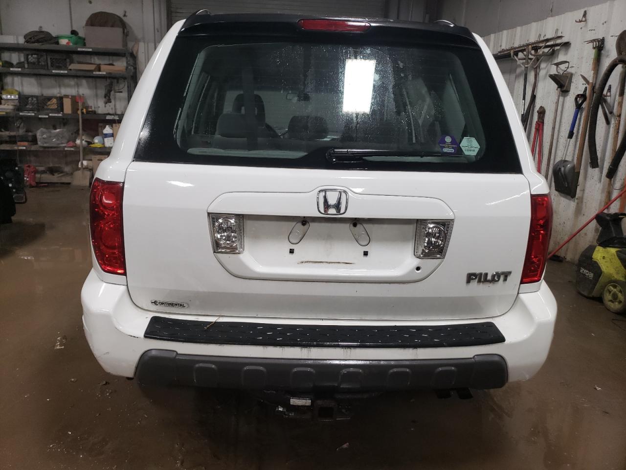 2004 Honda Pilot Lx VIN: 2HKYF18164H582067 Lot: 80372305