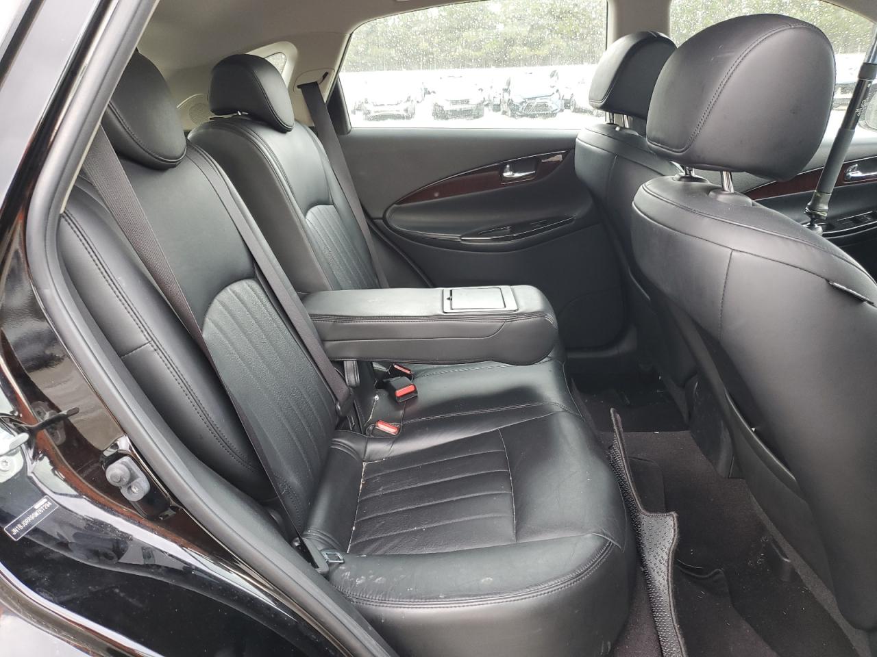 2016 Infiniti QX50 - Image 12