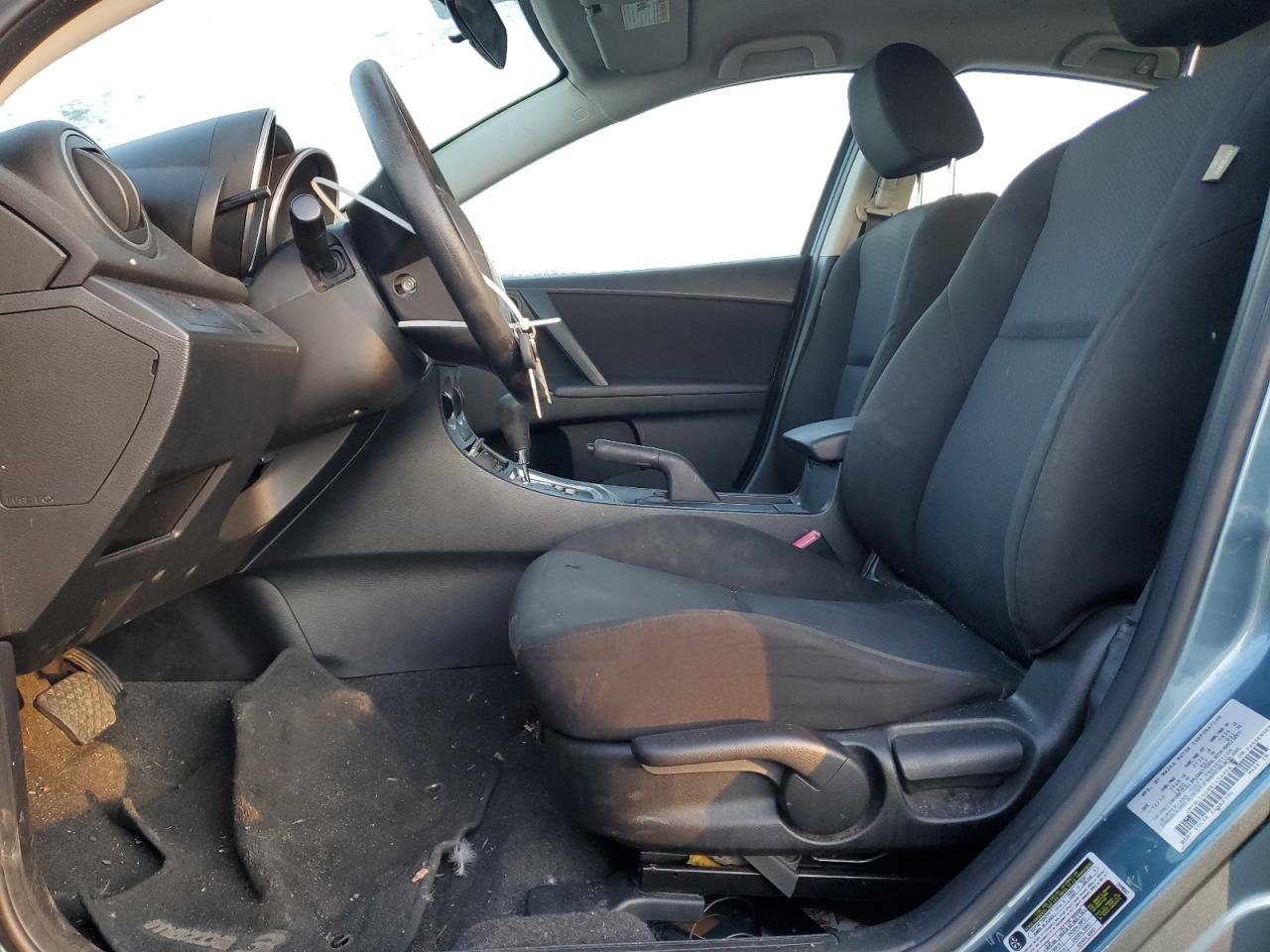 2011 Mazda 3 - Image 7