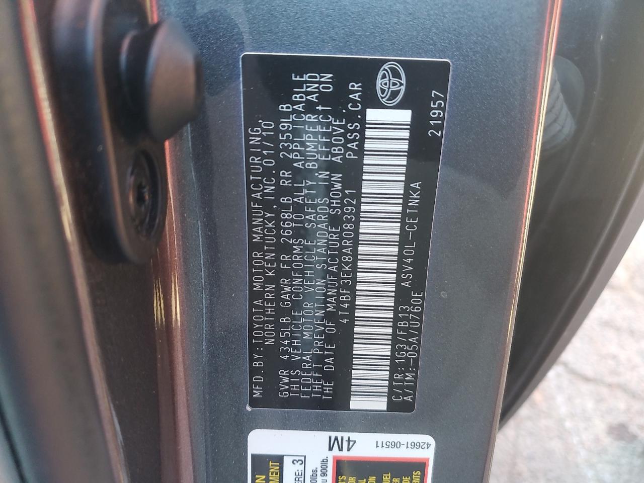 2010 Toyota Camry - Image 12