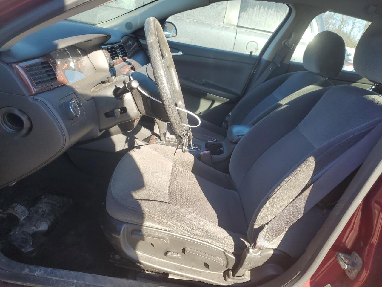 2009 Chevrolet Impala - Image 7