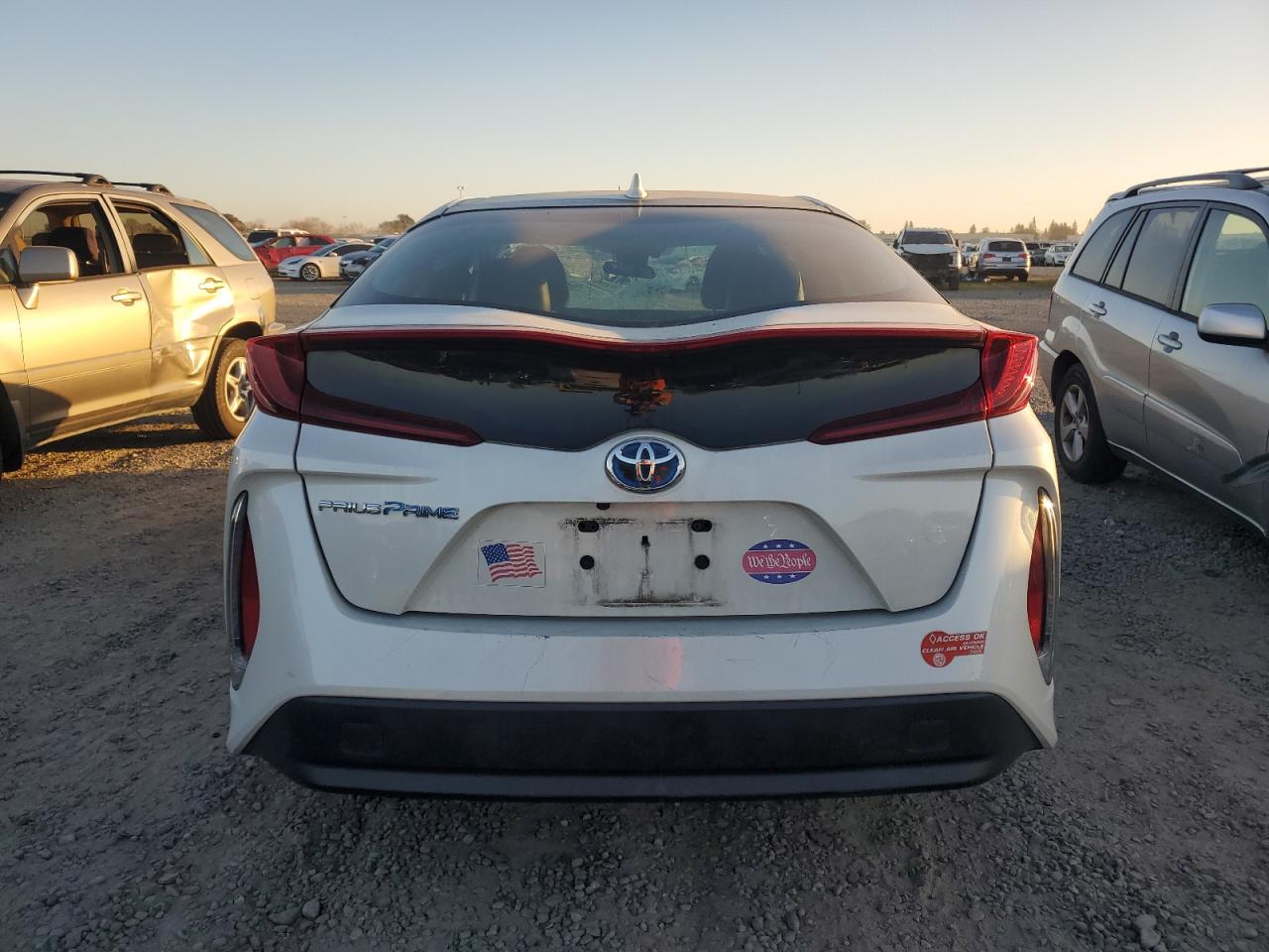 2017 Toyota Prius - Image 6