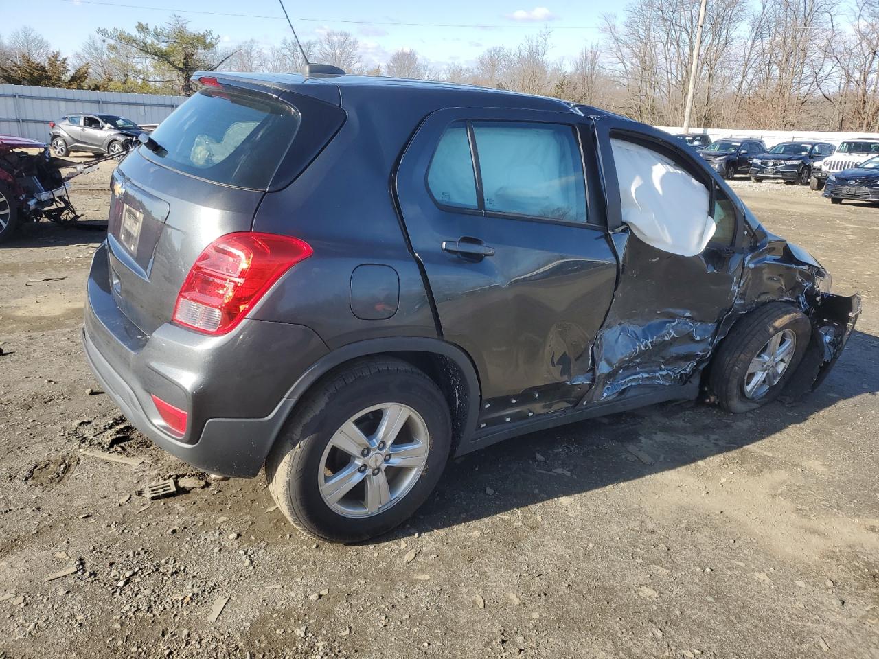 2020 Chevrolet Trax - Image 3