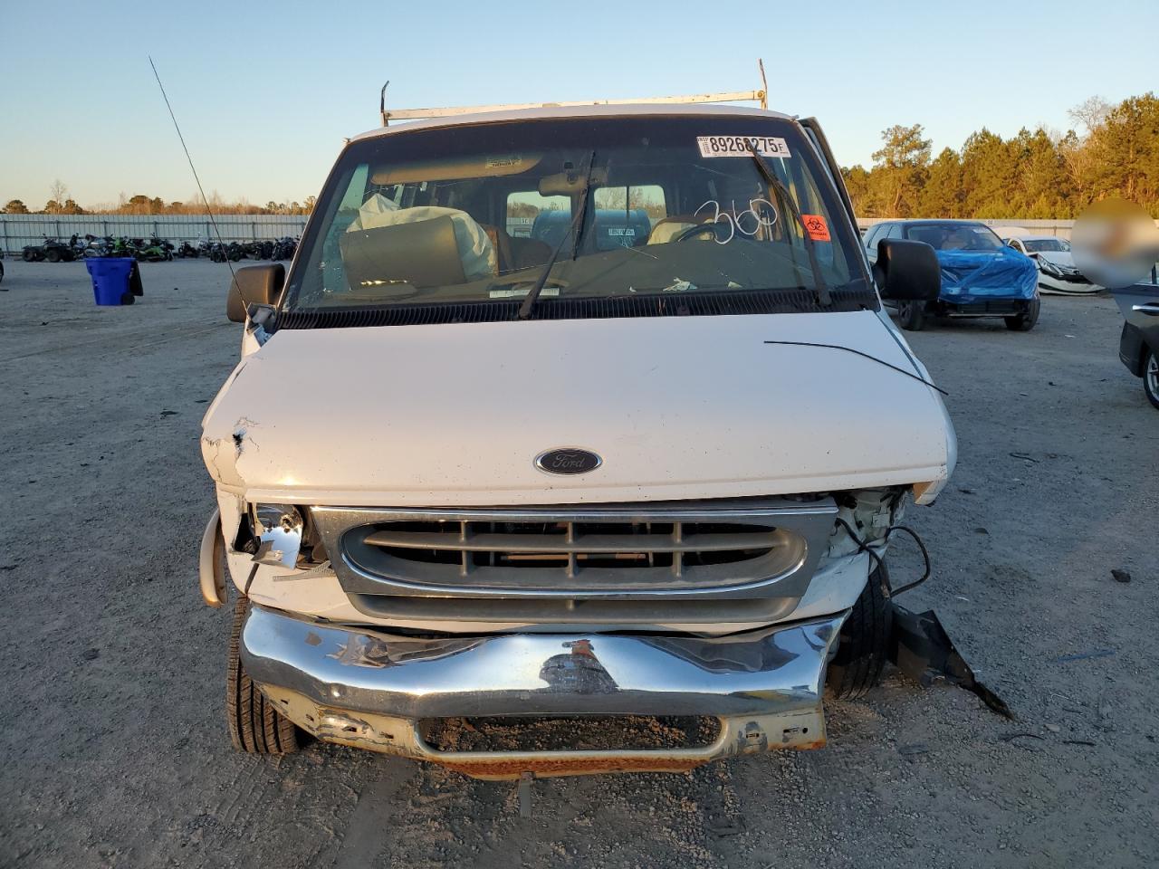 2000 Ford Econoline - Image 5