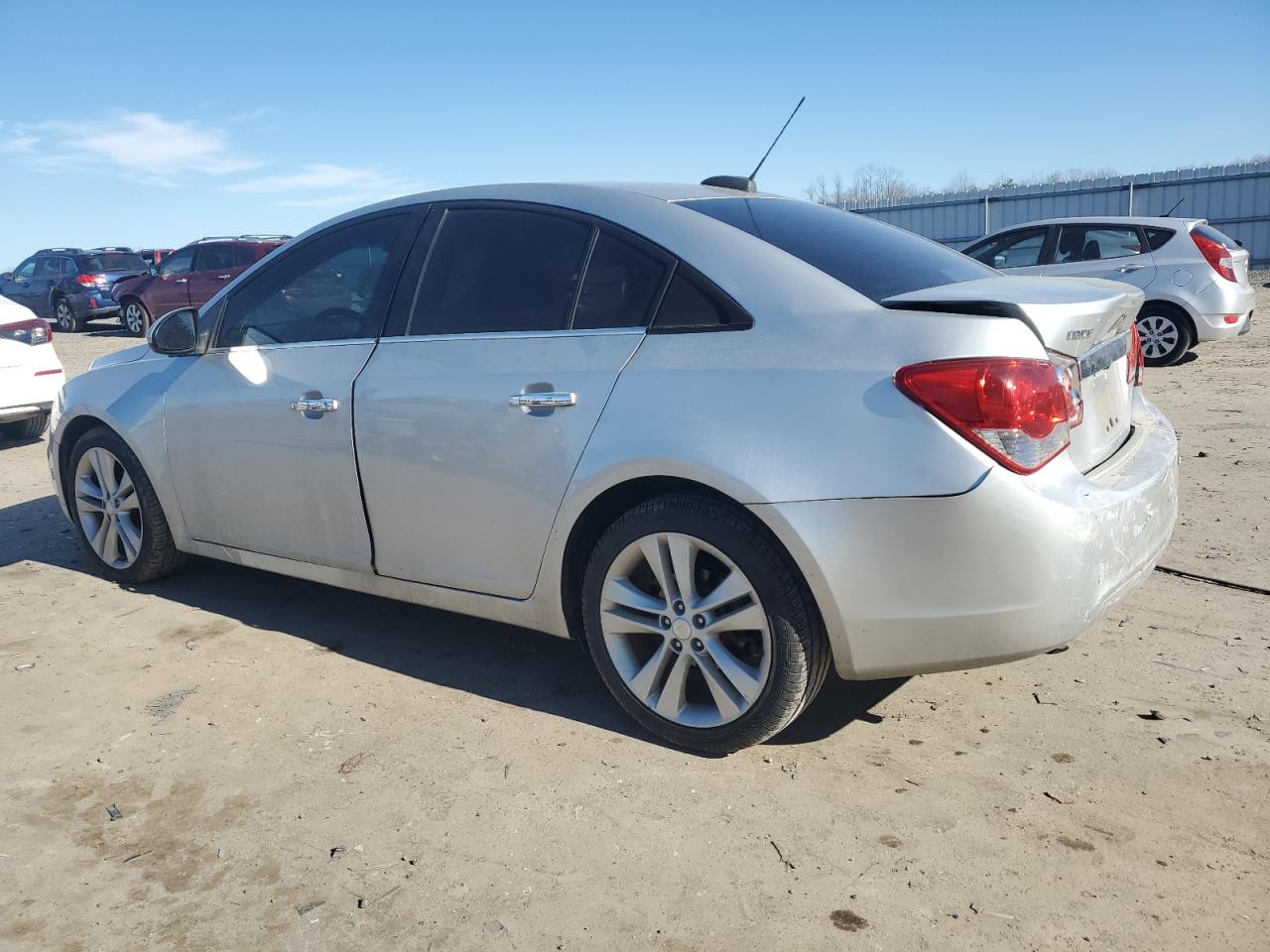 2015 Chevrolet Cruze - Image 2