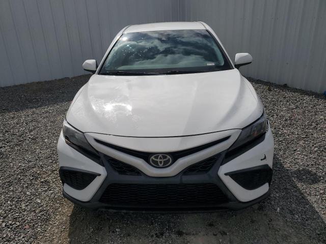  TOYOTA CAMRY 2021 White