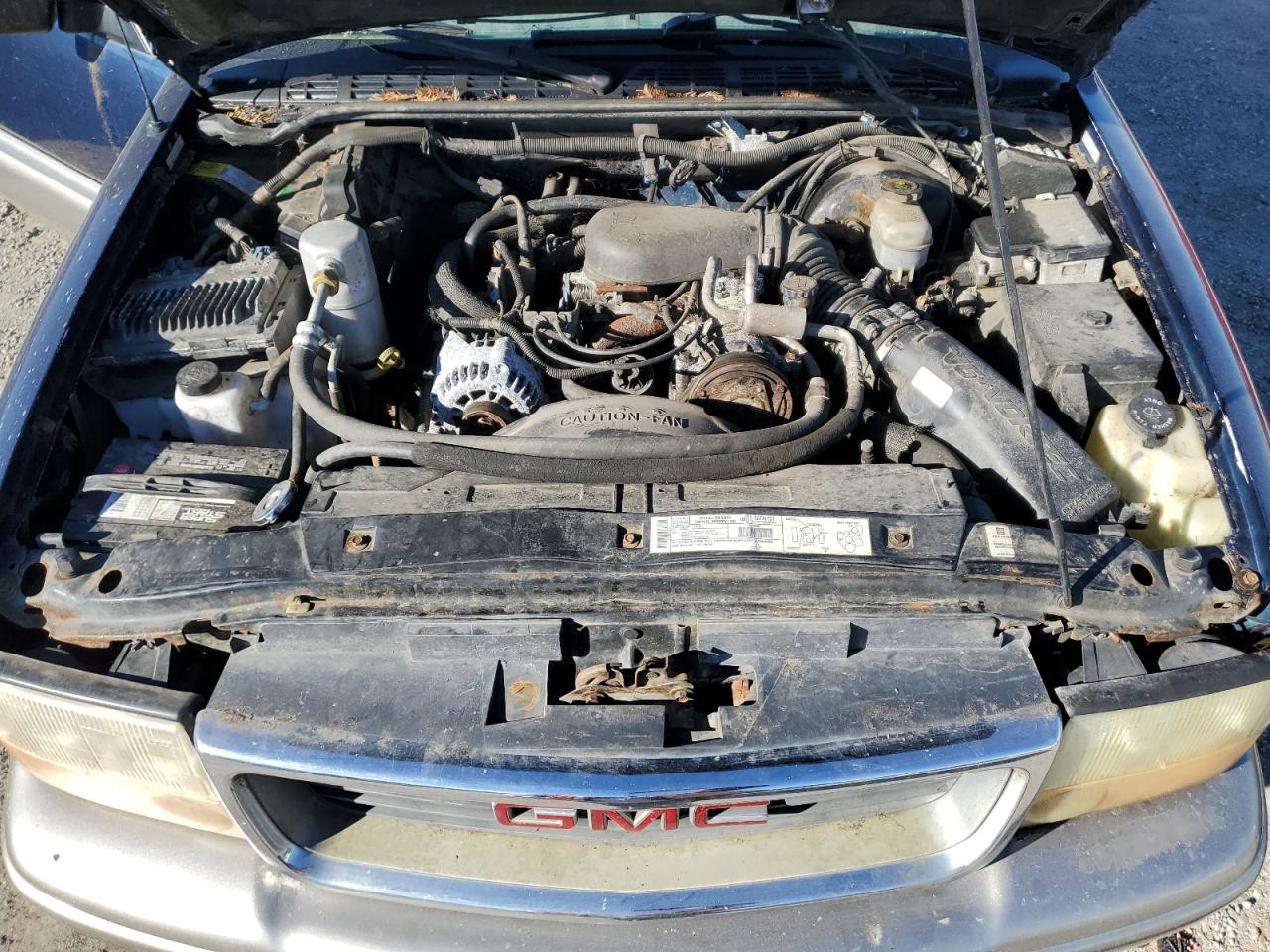 2000 GMC Jimmy / Envoy VIN: 1GKDT13W8Y2330794 Lot: 87745825