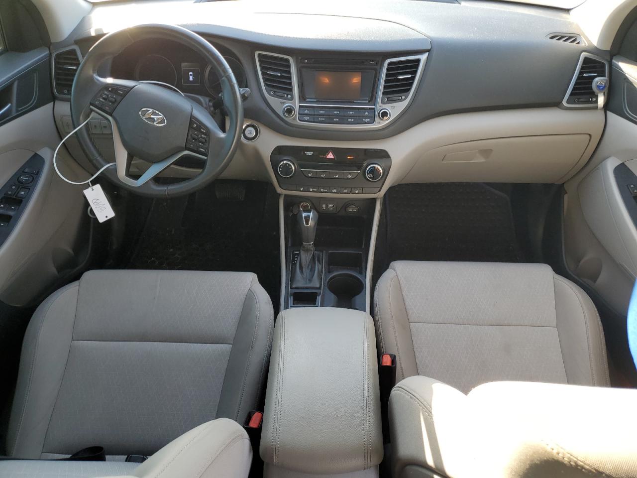 2016 Hyundai Tucson - Image 8