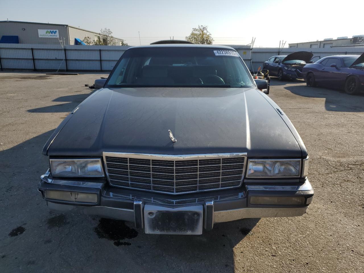 1991 Cadillac De Ville - Image 5