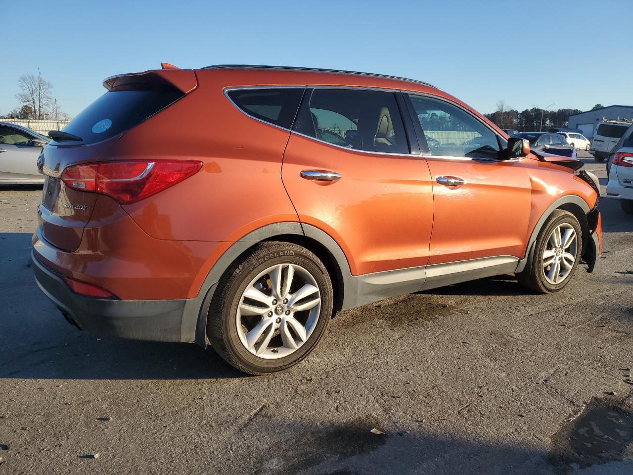 2014 Hyundai Santa Fe - Image 3