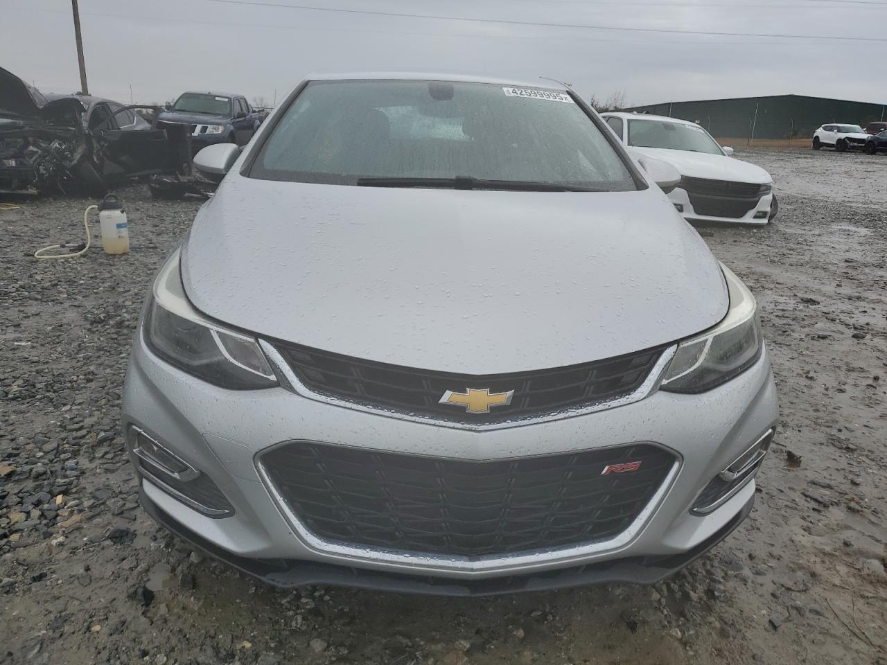2018 Chevrolet Cruze - Image 5