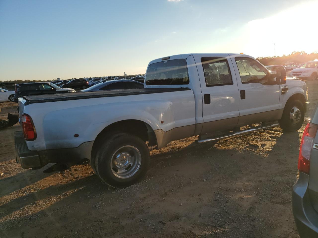 2008 Ford F350 - Image 3