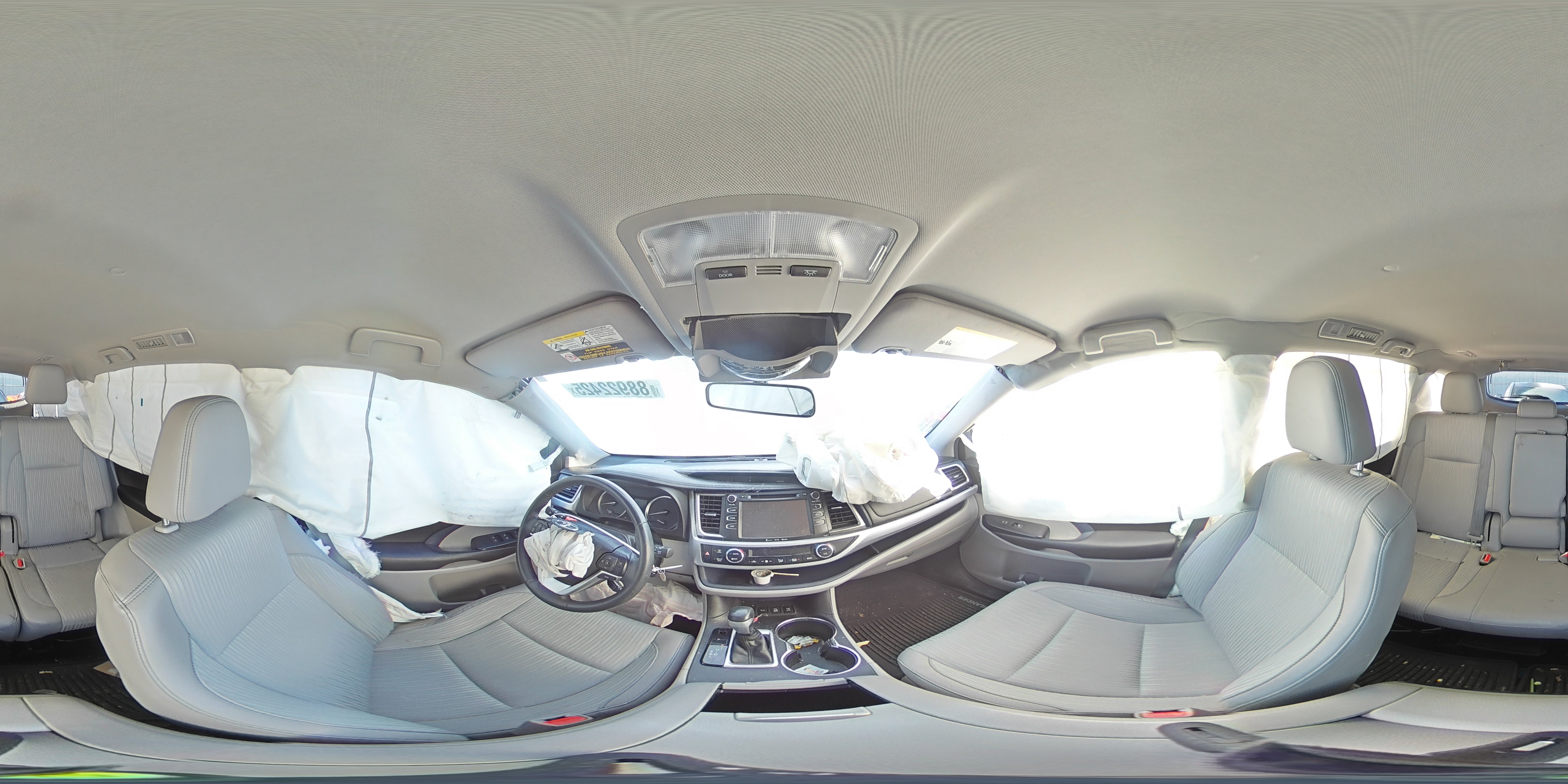 2016 Toyota Highlander - Image 13